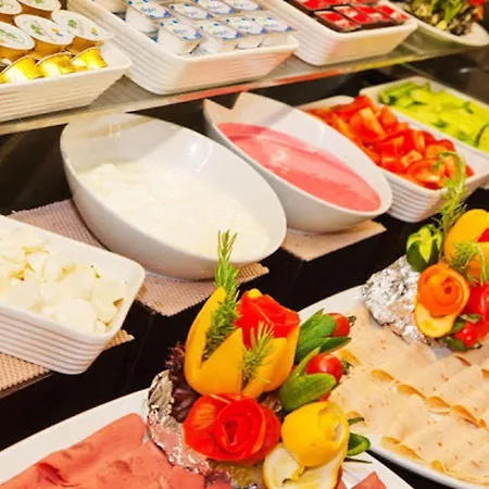 Asya World Hotel 3*